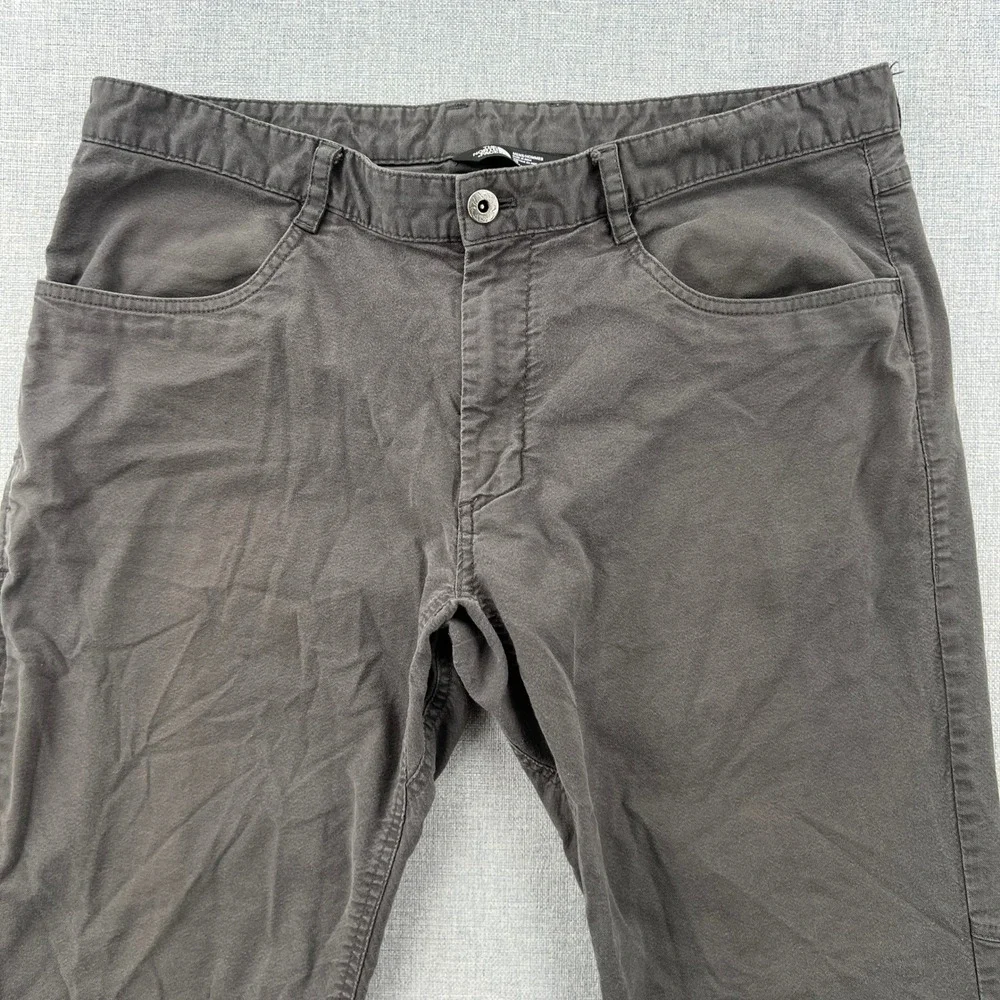 The North Face Pants Mens 38x31 Grey Cotton Blend Outdoor Hiking Casual Gorpcore